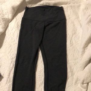 Lululemon high waist crops sz 8